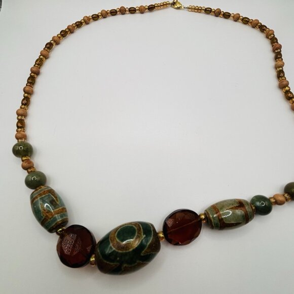 Unbranded Green Dark Orange Bead Necklace 24” - Picture 2 of 6